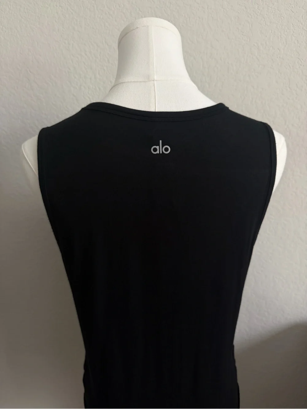 Alo Yoga Cover Tank – Black | Size Large